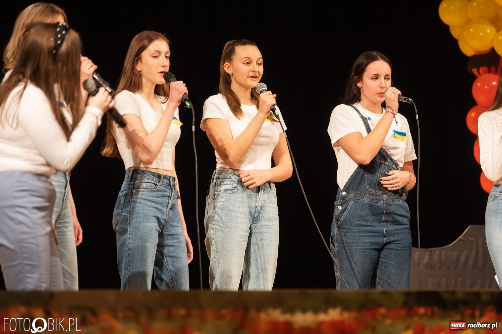 Zdjęcie w galerii na portalu naszraciborz.pl: Koncert laureatów konkursu piosenki hiszpańskojęzycznej wiadomości z regionu