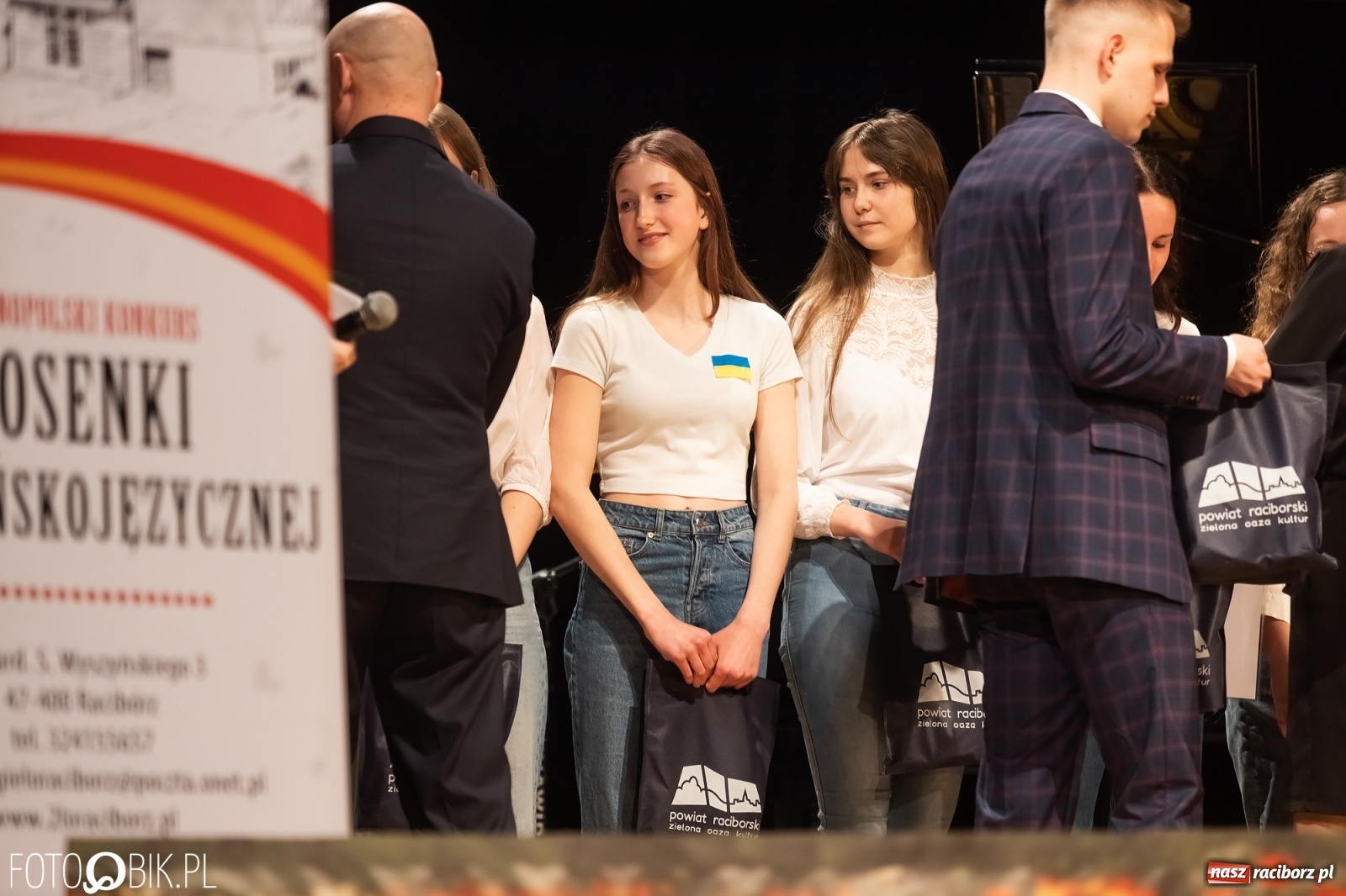 Zdjęcie w galerii na portalu naszraciborz.pl: Koncert laureatów konkursu piosenki hiszpańskojęzycznej wiadomości z regionu