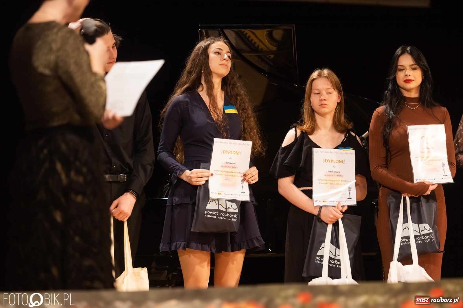 Zdjęcie w galerii na portalu naszraciborz.pl: Koncert laureatów konkursu piosenki hiszpańskojęzycznej wiadomości z regionu