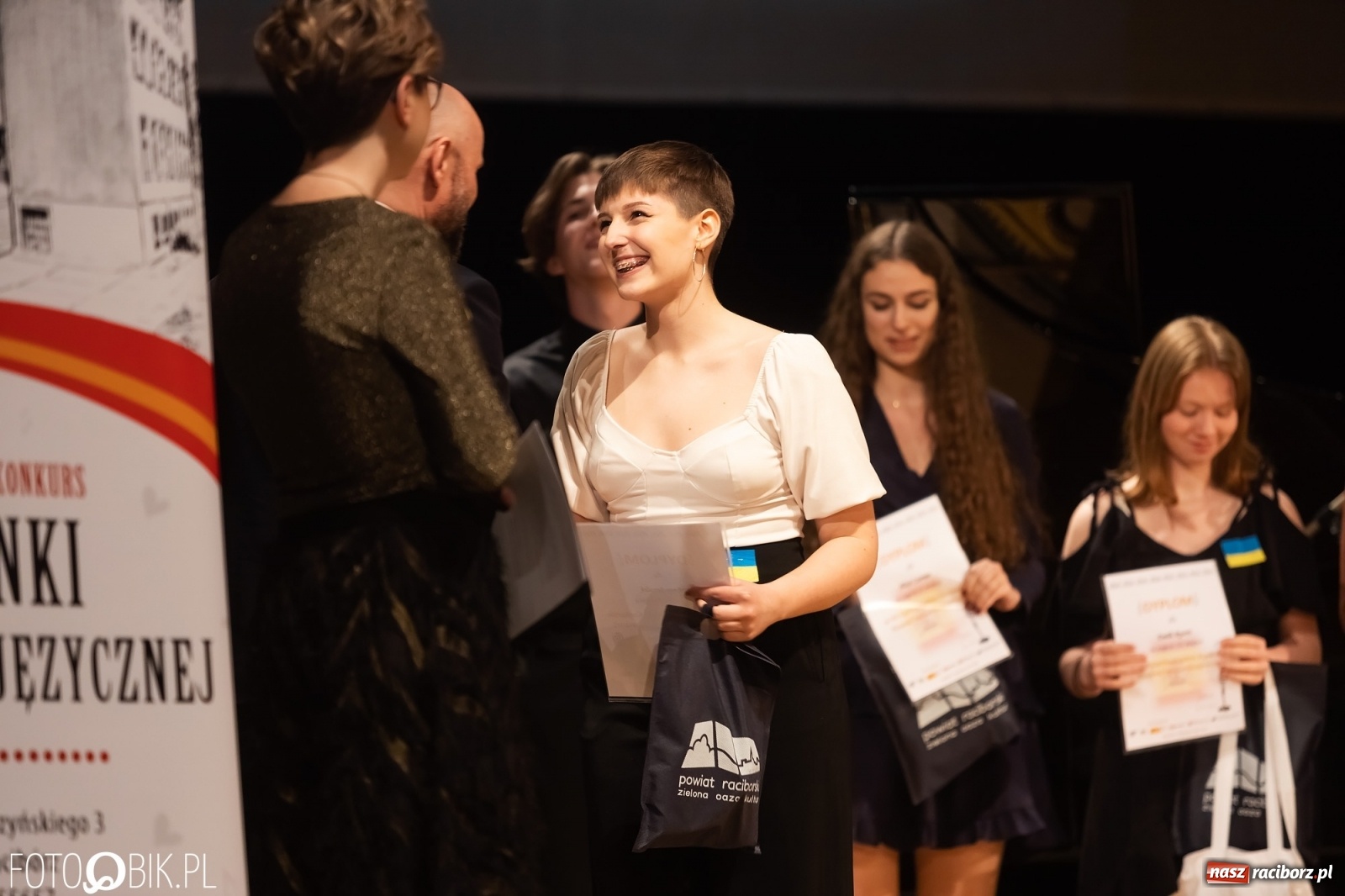 Zdjęcie w galerii na portalu naszraciborz.pl: Koncert laureatów konkursu piosenki hiszpańskojęzycznej wiadomości z regionu