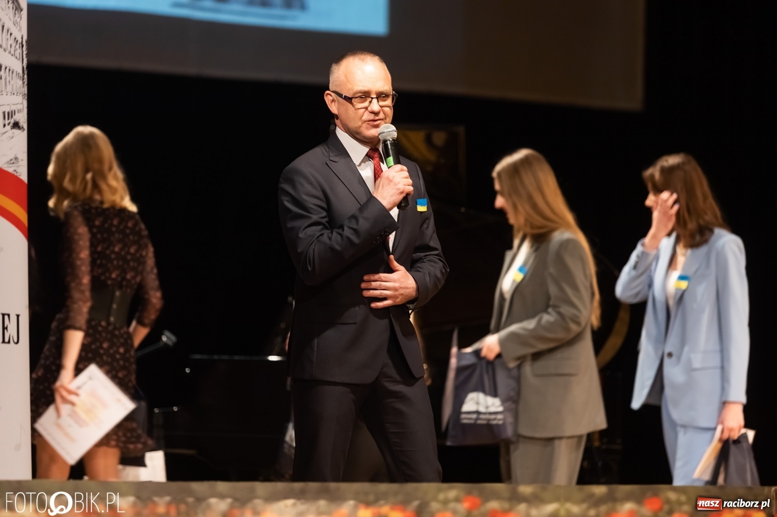 Zdjęcie w galerii na portalu naszraciborz.pl: Koncert laureatów konkursu piosenki hiszpańskojęzycznej wiadomości z regionu