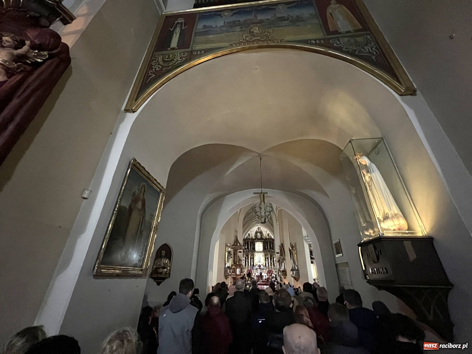 Zdjęcie w galerii na portalu naszraciborz.pl: Droga Krzyżowa ulicami Raciborza [FOTO i WIDEO] wiadomości z regionu