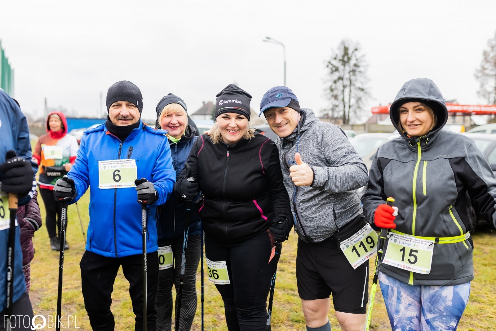Zdjęcie w galerii na portalu naszraciborz.pl: Kuźniański Półmaraton Leśny. Były prezydent Raciborza pobiegł na swoje 80. urodziny [FOTO i WIDEO] wiadomości z regionu