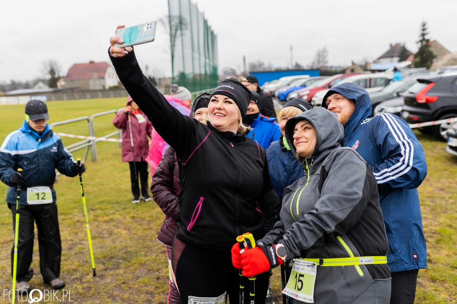 Zdjęcie w galerii na portalu naszraciborz.pl: Kuźniański Półmaraton Leśny. Były prezydent Raciborza pobiegł na swoje 80. urodziny [FOTO i WIDEO] wiadomości z regionu