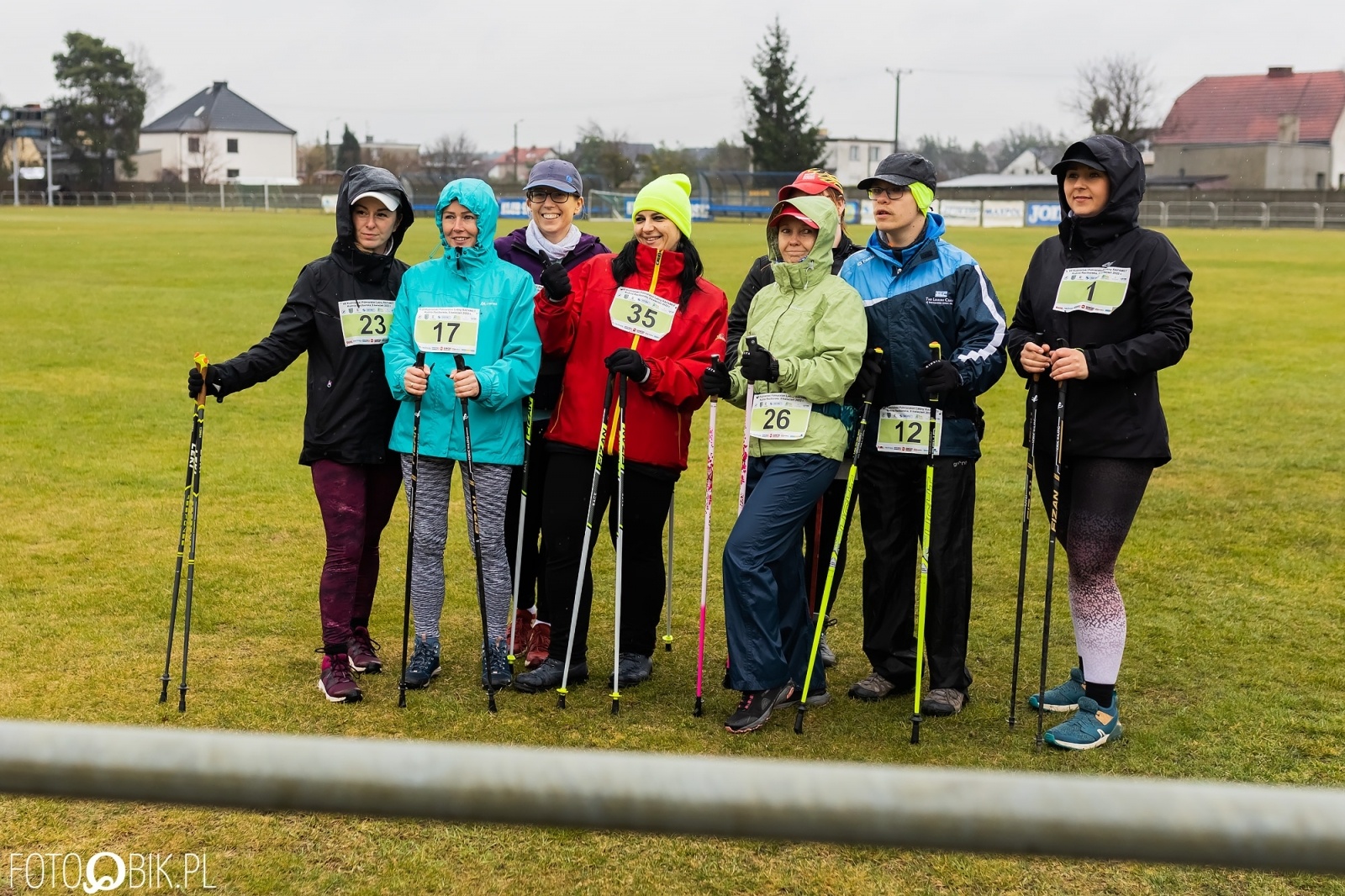 Zdjęcie w galerii na portalu naszraciborz.pl: Kuźniański Półmaraton Leśny. Były prezydent Raciborza pobiegł na swoje 80. urodziny [FOTO i WIDEO] wiadomości z regionu