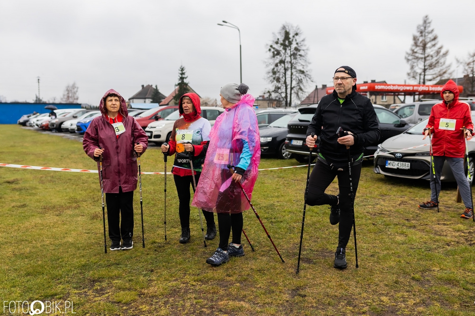 Zdjęcie w galerii na portalu naszraciborz.pl: Kuźniański Półmaraton Leśny. Były prezydent Raciborza pobiegł na swoje 80. urodziny [FOTO i WIDEO] wiadomości z regionu