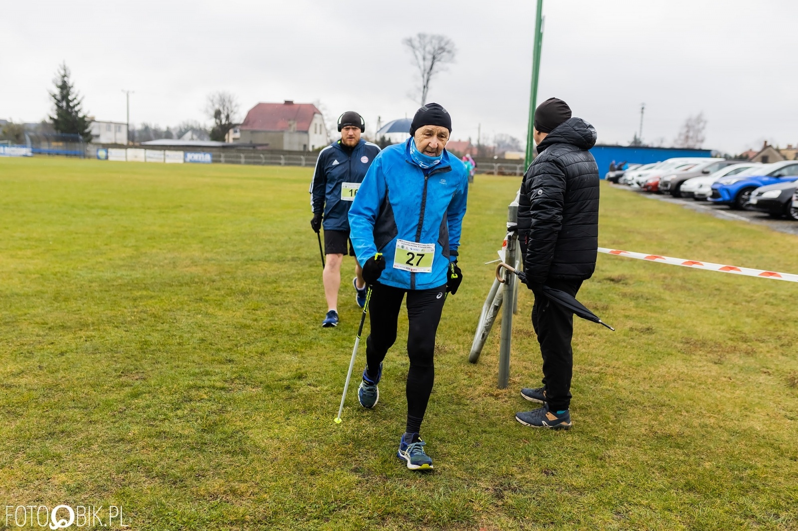 Zdjęcie w galerii na portalu naszraciborz.pl: Kuźniański Półmaraton Leśny. Były prezydent Raciborza pobiegł na swoje 80. urodziny [FOTO i WIDEO] wiadomości z regionu