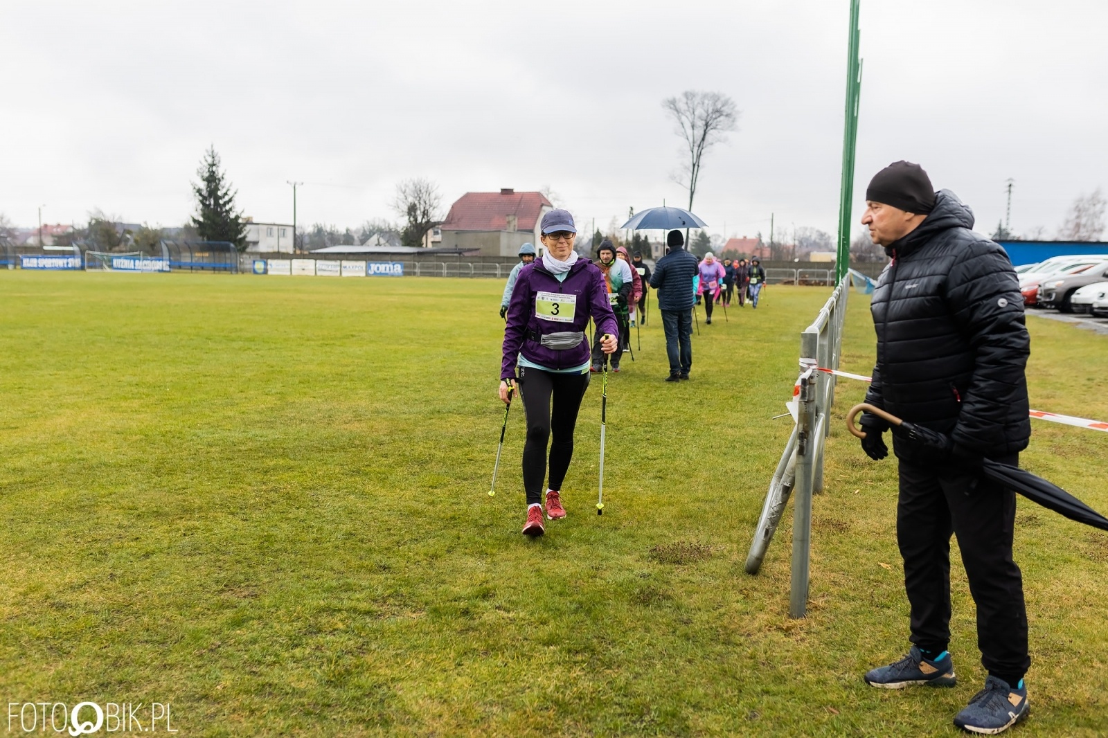 Zdjęcie w galerii na portalu naszraciborz.pl: Kuźniański Półmaraton Leśny. Były prezydent Raciborza pobiegł na swoje 80. urodziny [FOTO i WIDEO] wiadomości z regionu