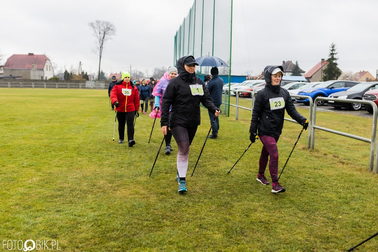 Zdjęcie w galerii na portalu naszraciborz.pl: Kuźniański Półmaraton Leśny. Były prezydent Raciborza pobiegł na swoje 80. urodziny [FOTO i WIDEO] wiadomości z regionu