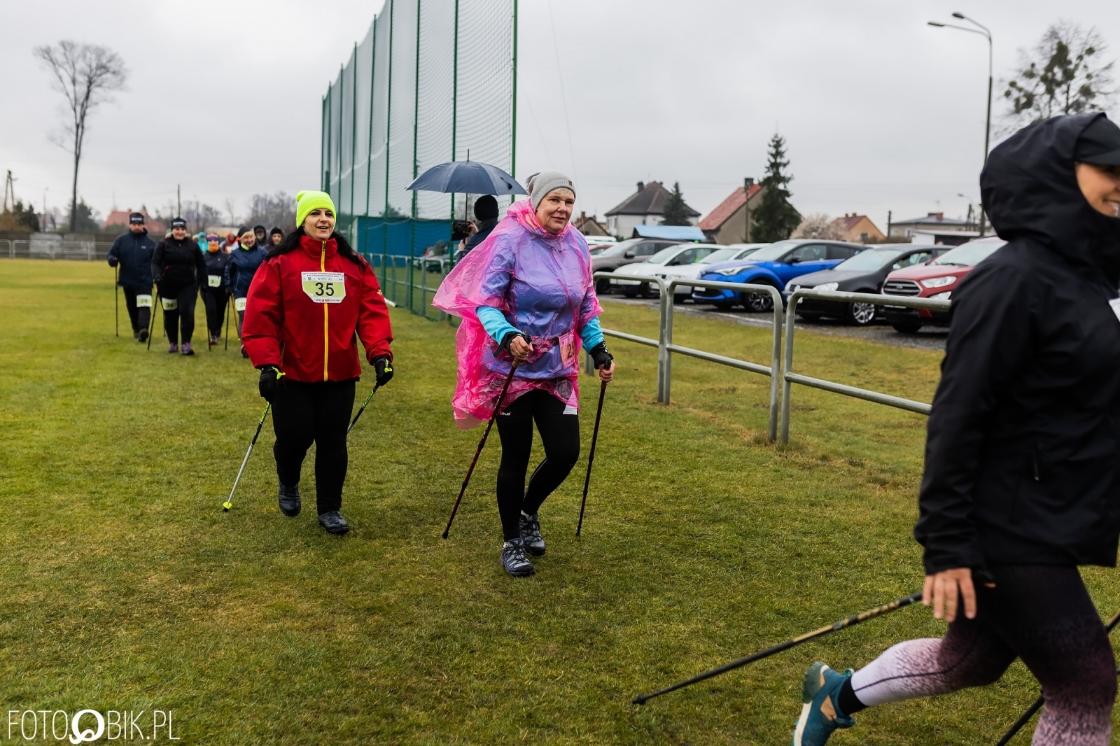 Zdjęcie w galerii na portalu naszraciborz.pl: Kuźniański Półmaraton Leśny. Były prezydent Raciborza pobiegł na swoje 80. urodziny [FOTO i WIDEO] wiadomości z regionu