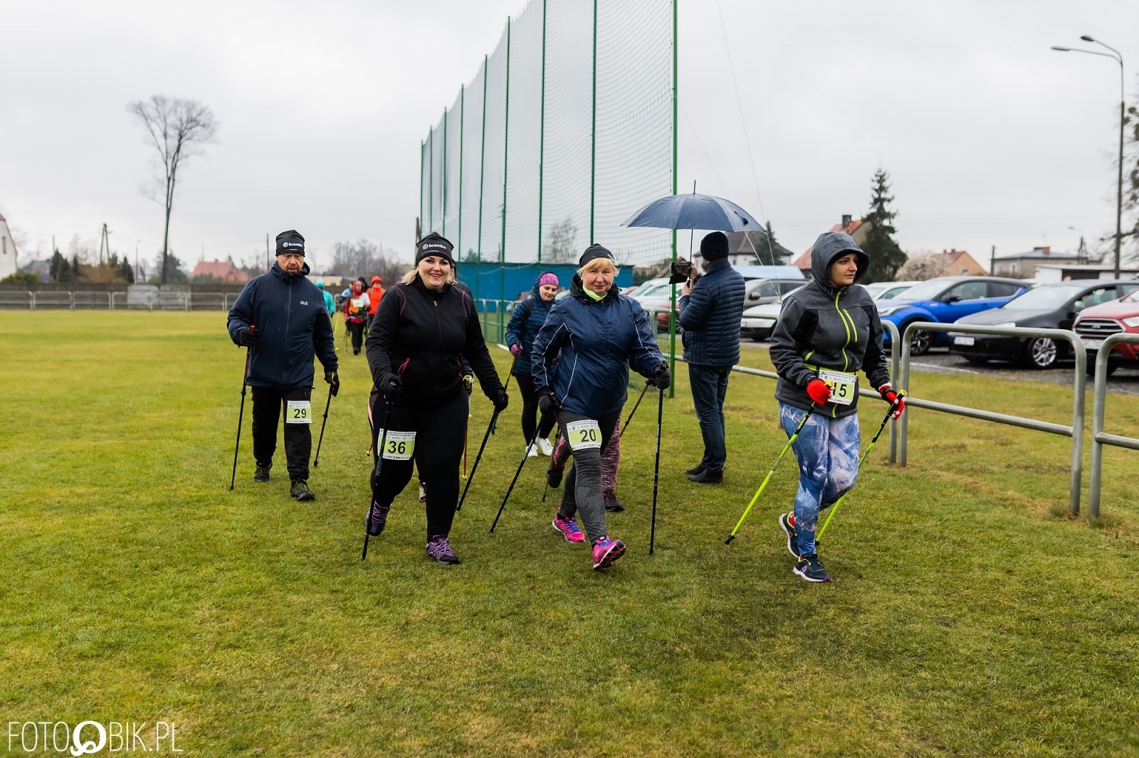 Zdjęcie w galerii na portalu naszraciborz.pl: Kuźniański Półmaraton Leśny. Były prezydent Raciborza pobiegł na swoje 80. urodziny [FOTO i WIDEO] wiadomości z regionu