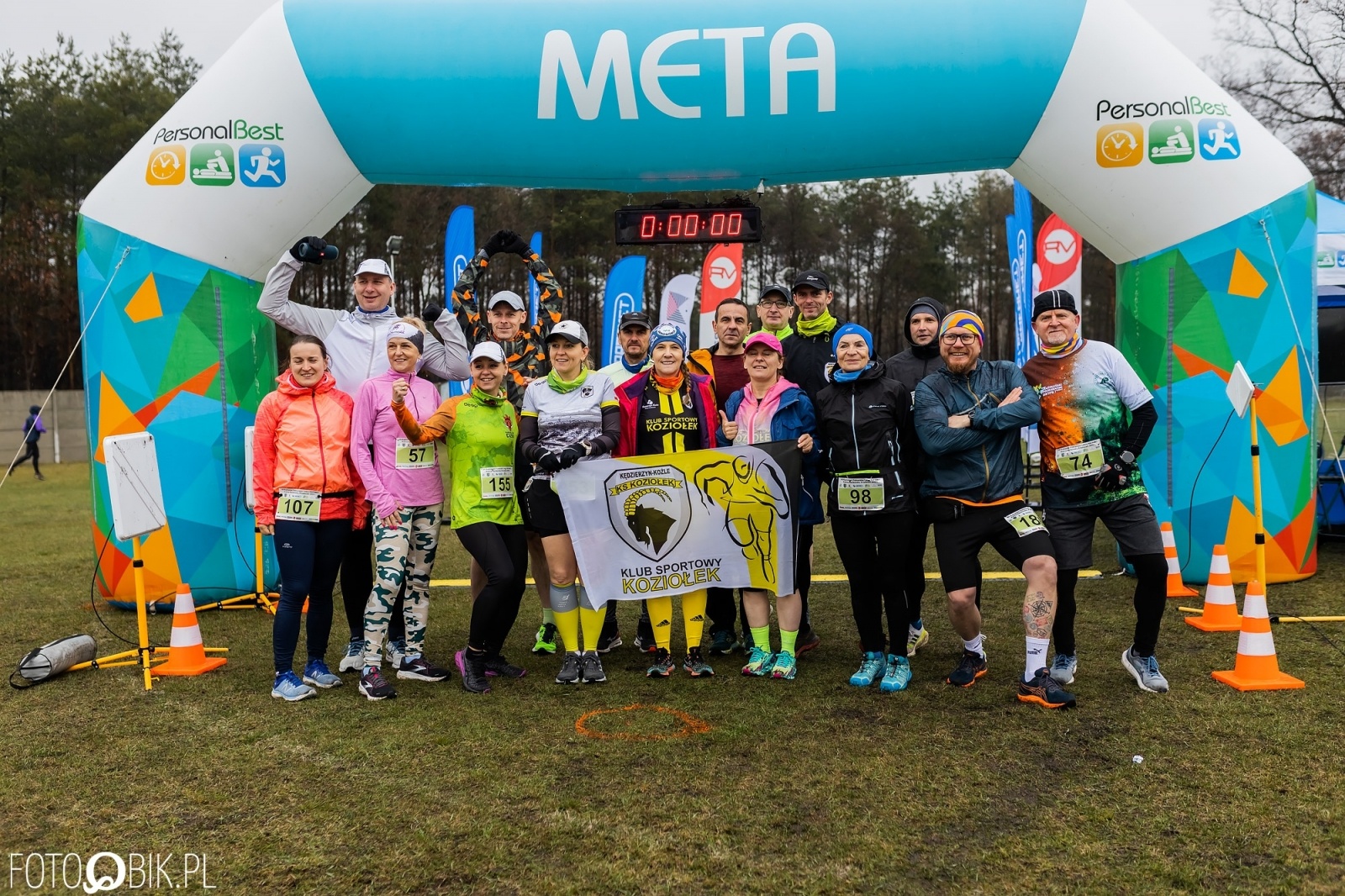 Zdjęcie w galerii na portalu naszraciborz.pl: Kuźniański Półmaraton Leśny. Były prezydent Raciborza pobiegł na swoje 80. urodziny [FOTO i WIDEO] wiadomości z regionu