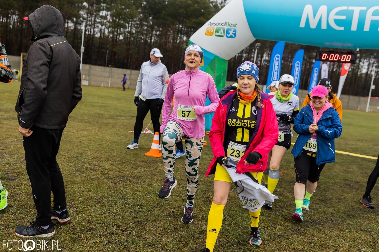 Zdjęcie w galerii na portalu naszraciborz.pl: Kuźniański Półmaraton Leśny. Były prezydent Raciborza pobiegł na swoje 80. urodziny [FOTO i WIDEO] wiadomości z regionu
