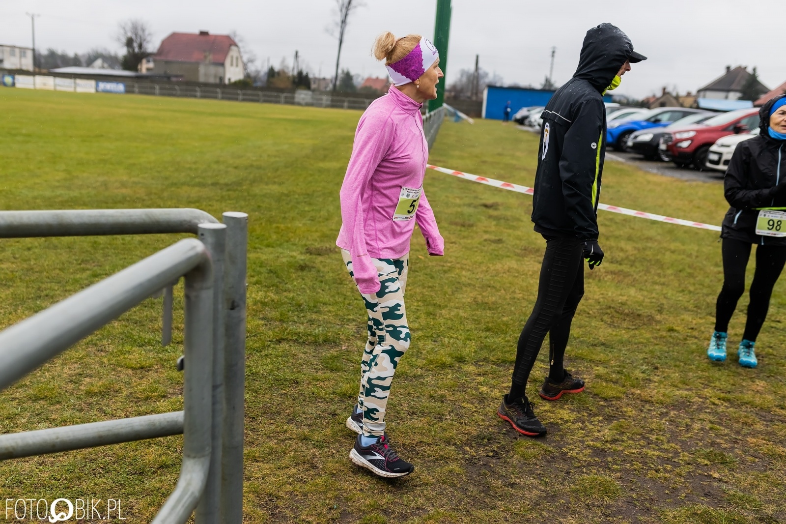 Zdjęcie w galerii na portalu naszraciborz.pl: Kuźniański Półmaraton Leśny. Były prezydent Raciborza pobiegł na swoje 80. urodziny [FOTO i WIDEO] wiadomości z regionu