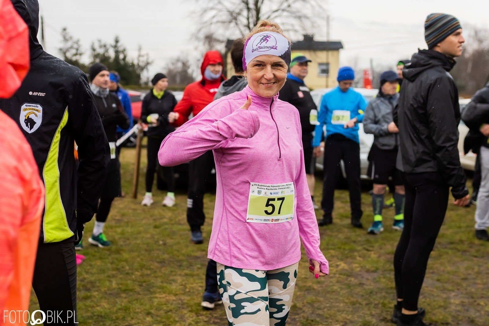 Zdjęcie w galerii na portalu naszraciborz.pl: Kuźniański Półmaraton Leśny. Były prezydent Raciborza pobiegł na swoje 80. urodziny [FOTO i WIDEO] wiadomości z regionu