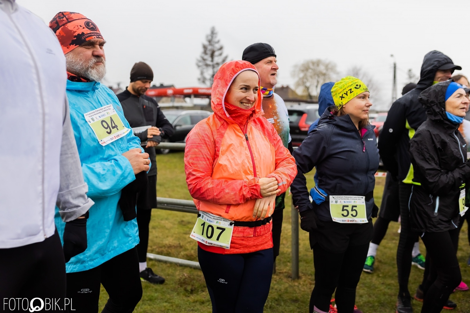 Zdjęcie w galerii na portalu naszraciborz.pl: Kuźniański Półmaraton Leśny. Były prezydent Raciborza pobiegł na swoje 80. urodziny [FOTO i WIDEO] wiadomości z regionu