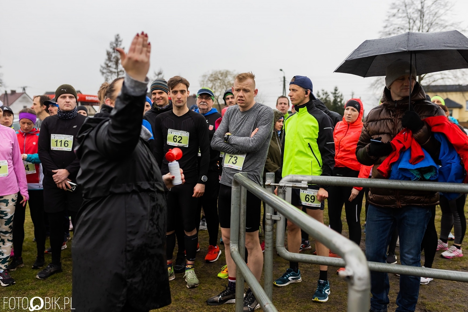 Zdjęcie w galerii na portalu naszraciborz.pl: Kuźniański Półmaraton Leśny. Były prezydent Raciborza pobiegł na swoje 80. urodziny [FOTO i WIDEO] wiadomości z regionu
