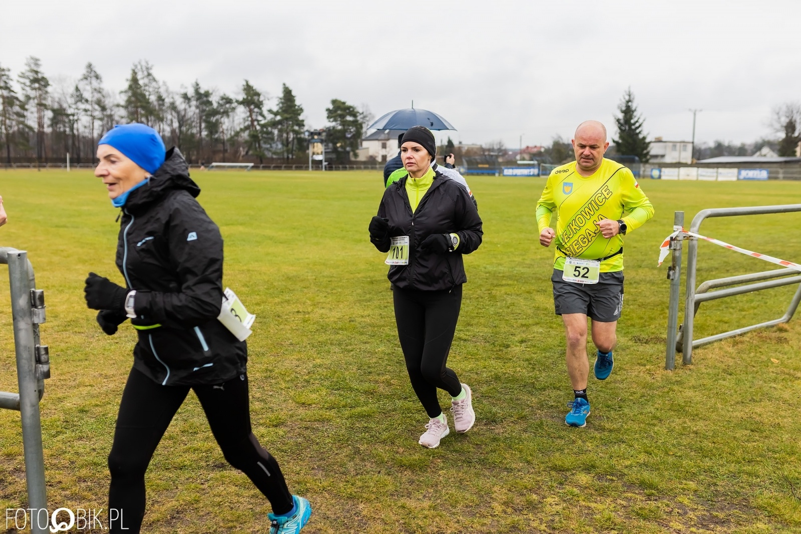 Zdjęcie w galerii na portalu naszraciborz.pl: Kuźniański Półmaraton Leśny. Były prezydent Raciborza pobiegł na swoje 80. urodziny [FOTO i WIDEO] wiadomości z regionu