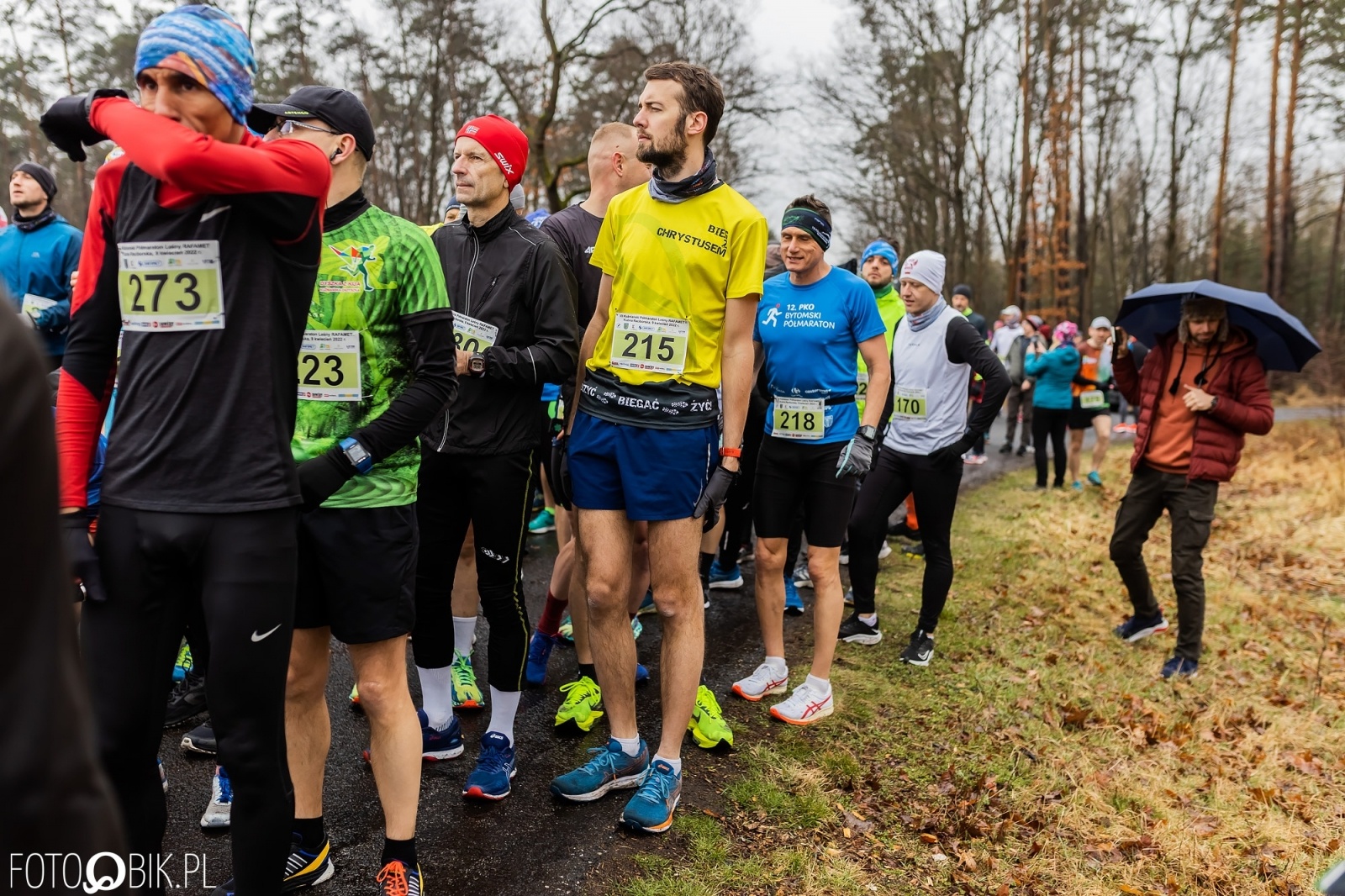 Zdjęcie w galerii na portalu naszraciborz.pl: Kuźniański Półmaraton Leśny. Były prezydent Raciborza pobiegł na swoje 80. urodziny [FOTO i WIDEO] wiadomości z regionu
