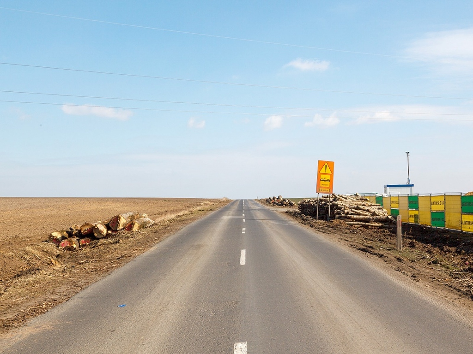 Zdjęcie w galerii na portalu naszraciborz.pl: Zamykają drogę Pietrowice Wielkie - Kietrz [MAPA OBJAZDÓW] wiadomości z regionu