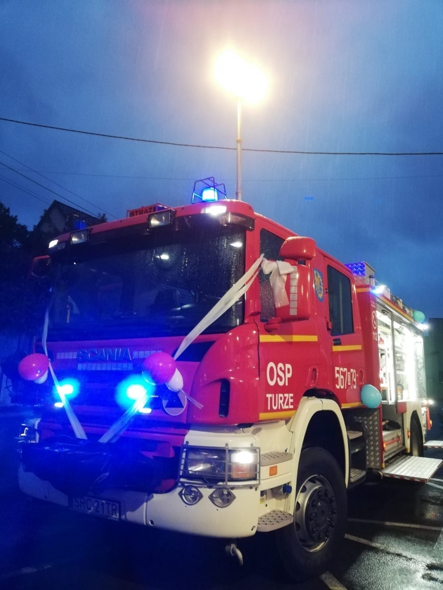 Zdjęcie w galerii na portalu naszraciborz.pl: 25 to teraz Hania. W Turzu powitano ciężki wóz bojowy [WIDEO] wiadomości z regionu