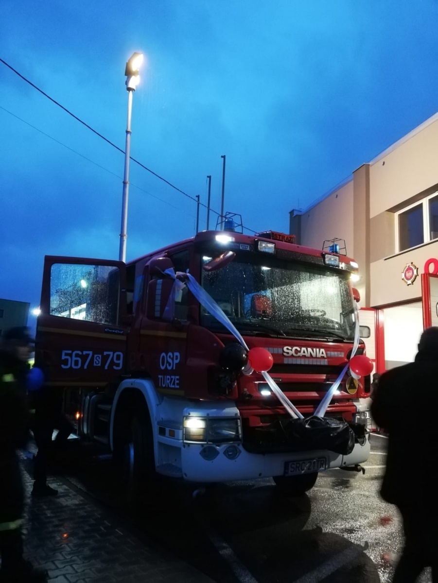 Zdjęcie w galerii na portalu naszraciborz.pl: 25 to teraz Hania. W Turzu powitano ciężki wóz bojowy [WIDEO] wiadomości z regionu