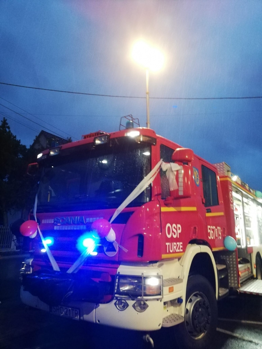 Zdjęcie w galerii na portalu naszraciborz.pl: 25 to teraz Hania. W Turzu powitano ciężki wóz bojowy [WIDEO] wiadomości z regionu