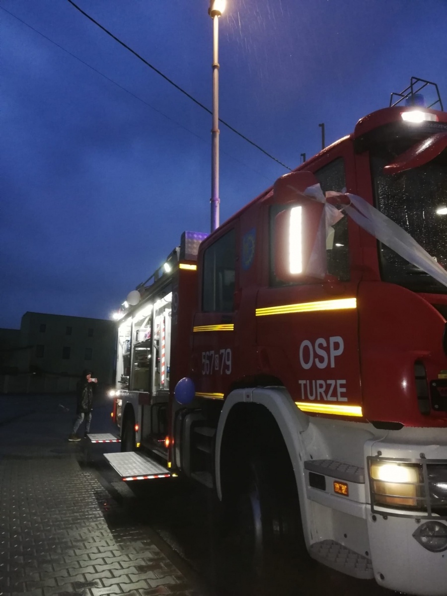 Zdjęcie w galerii na portalu naszraciborz.pl: 25 to teraz Hania. W Turzu powitano ciężki wóz bojowy [WIDEO] wiadomości z regionu