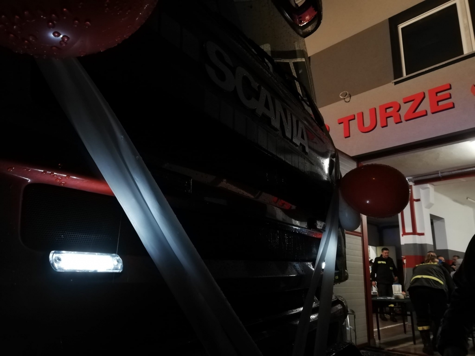 Zdjęcie w galerii na portalu naszraciborz.pl: 25 to teraz Hania. W Turzu powitano ciężki wóz bojowy [WIDEO] wiadomości z regionu