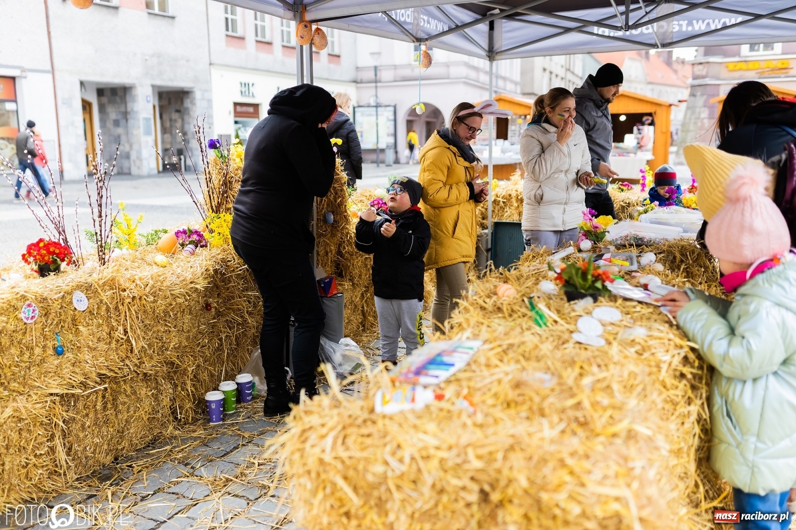Zdjęcie w galerii na portalu naszraciborz.pl: Sobota na raciborskim jarmarku wielkanocnym [FOTO i WIDEO] wiadomości z regionu