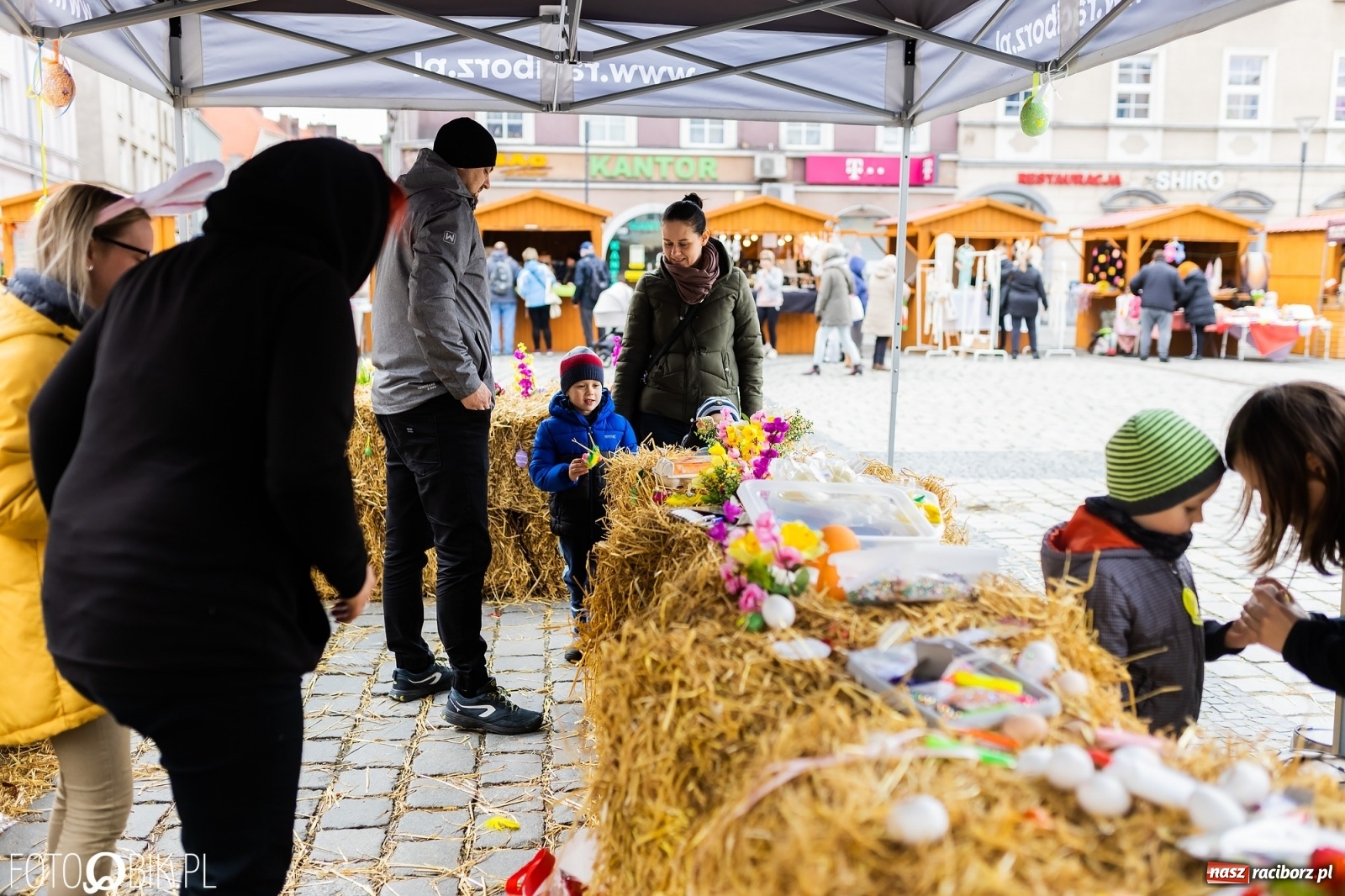 Zdjęcie w galerii na portalu naszraciborz.pl: Sobota na raciborskim jarmarku wielkanocnym [FOTO i WIDEO] wiadomości z regionu
