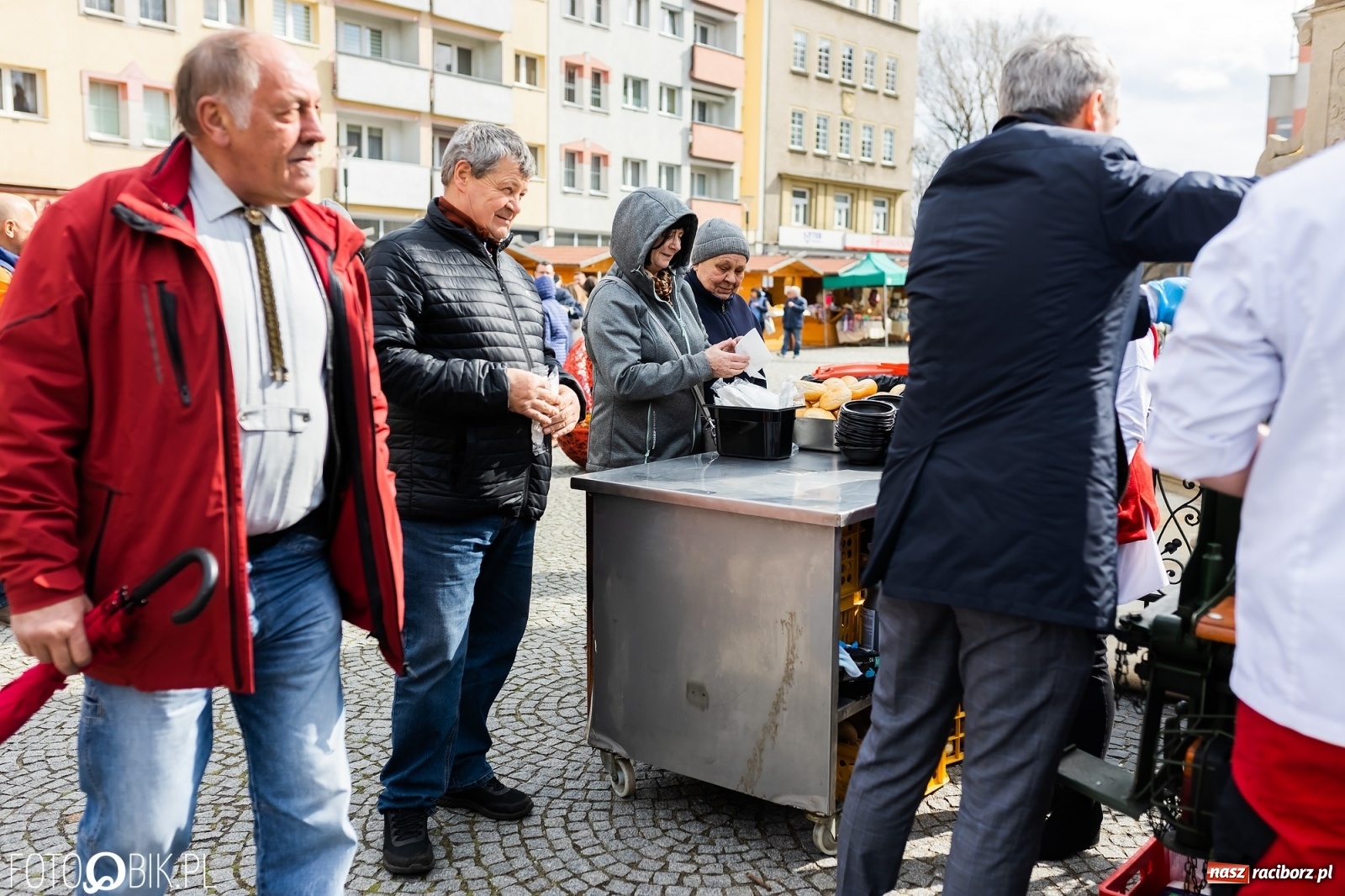 Zdjęcie w galerii na portalu naszraciborz.pl: Sobota na raciborskim jarmarku wielkanocnym [FOTO i WIDEO] wiadomości z regionu