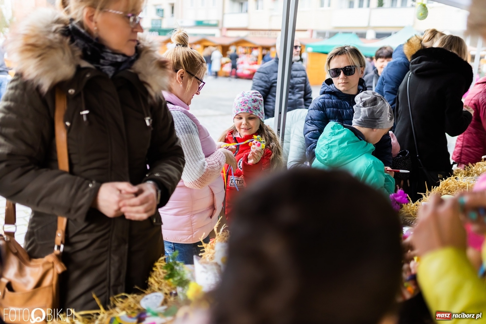 Zdjęcie w galerii na portalu naszraciborz.pl: Sobota na raciborskim jarmarku wielkanocnym [FOTO i WIDEO] wiadomości z regionu