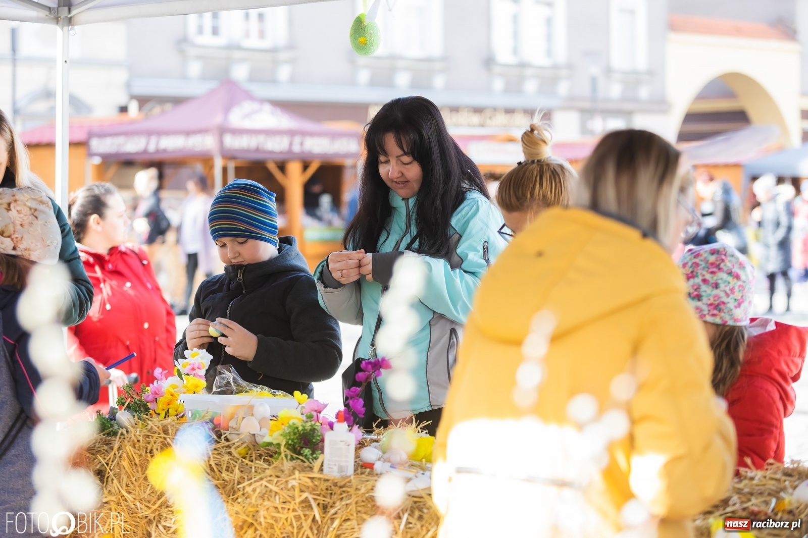 Zdjęcie w galerii na portalu naszraciborz.pl: Sobota na raciborskim jarmarku wielkanocnym [FOTO i WIDEO] wiadomości z regionu