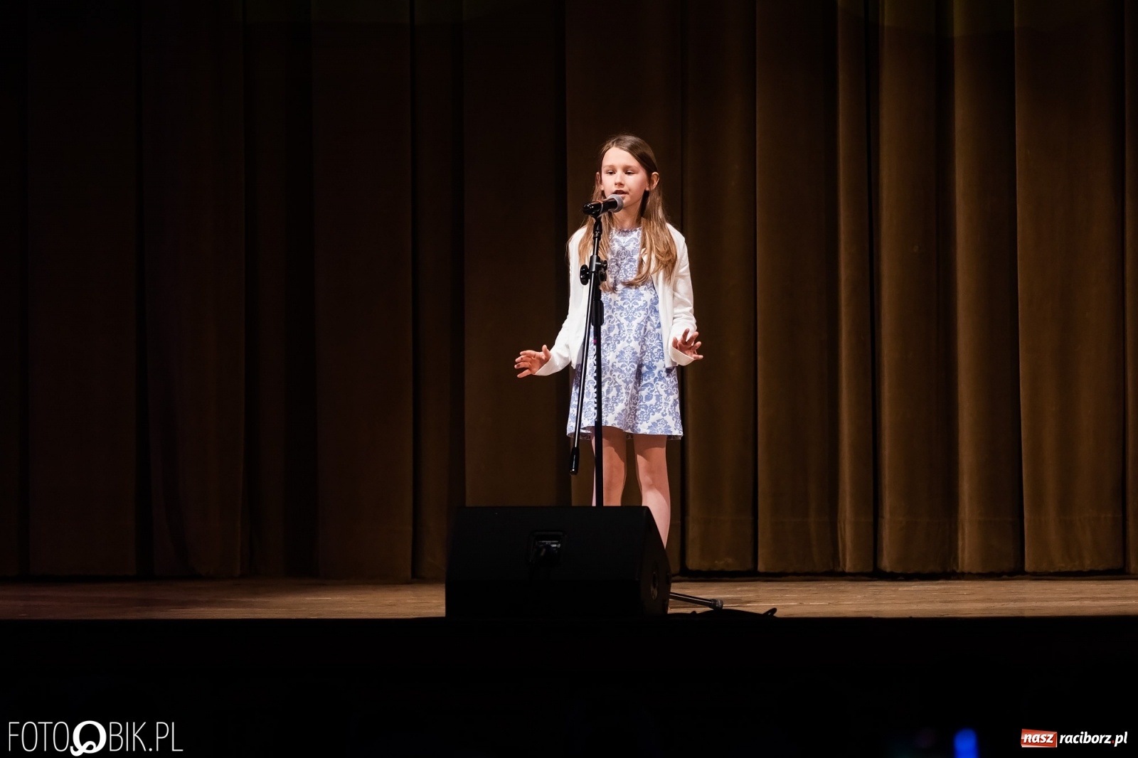 Zdjęcie w galerii na portalu naszraciborz.pl: Koncert dla Ukrainy w Raciborskim Centrum Kultury wiadomości z regionu