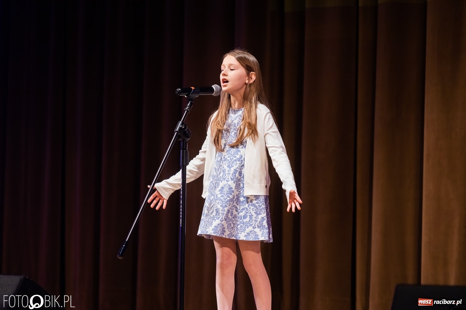 Zdjęcie w galerii na portalu naszraciborz.pl: Koncert dla Ukrainy w Raciborskim Centrum Kultury wiadomości z regionu