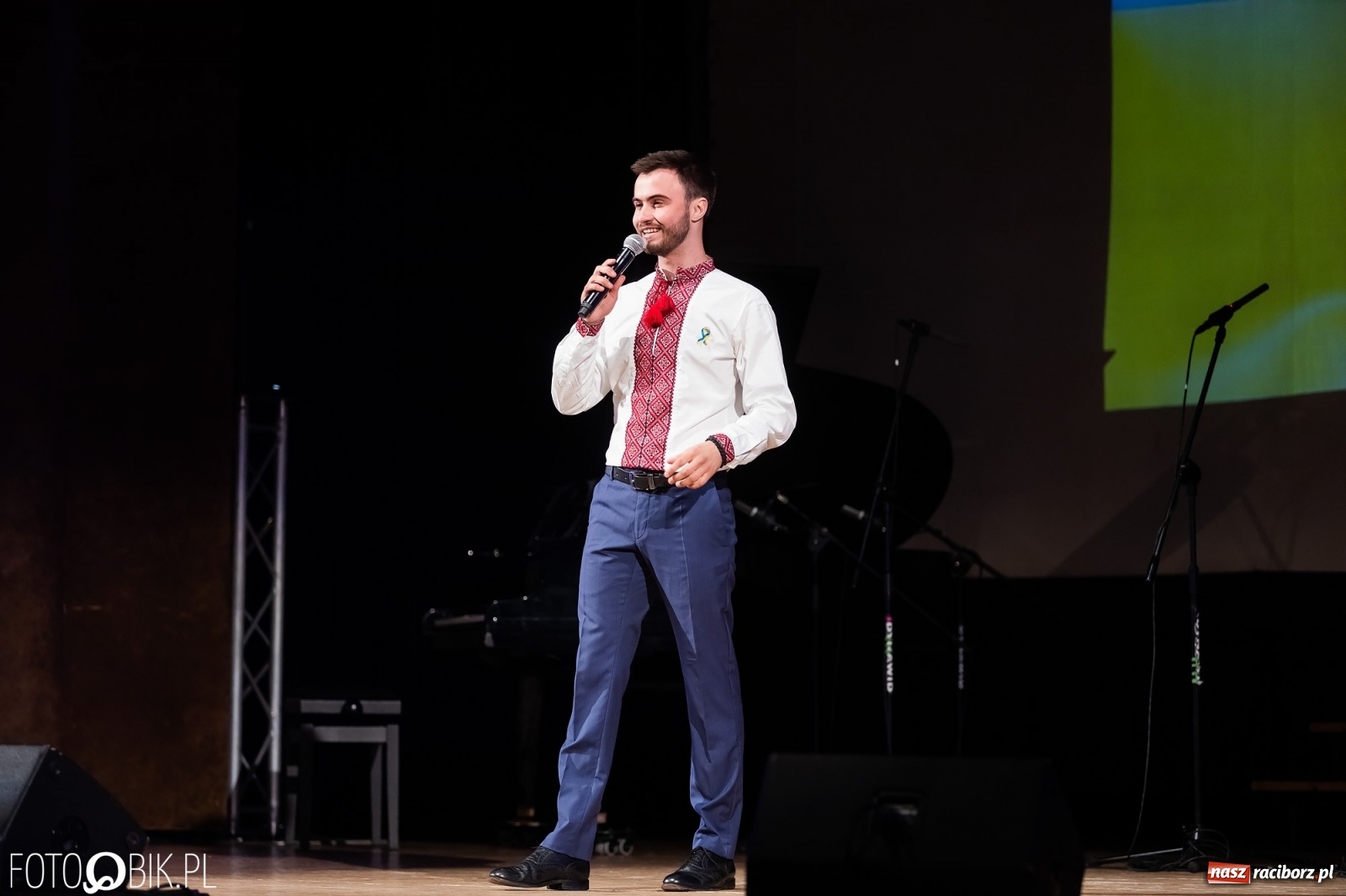 Zdjęcie w galerii na portalu naszraciborz.pl: Koncert dla Ukrainy w Raciborskim Centrum Kultury wiadomości z regionu