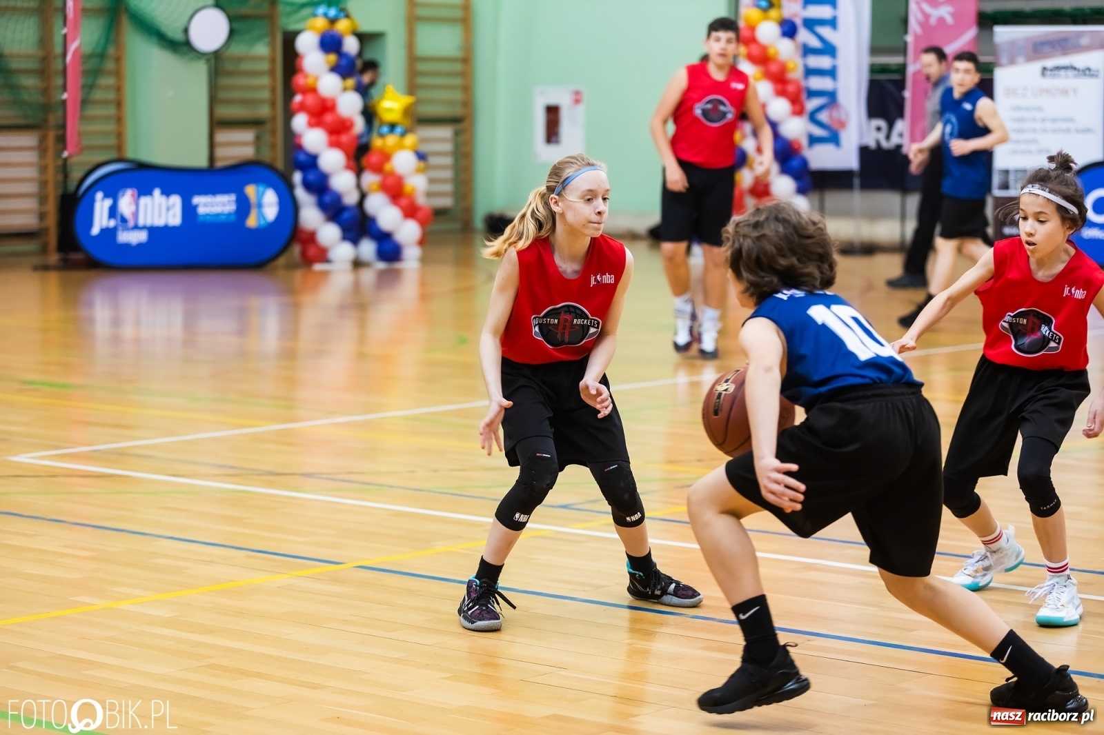 Zdjęcie w galerii na portalu naszraciborz.pl: Finał Konferencji Zachodniej Junior NBA w Arenie Rafako wiadomości z regionu