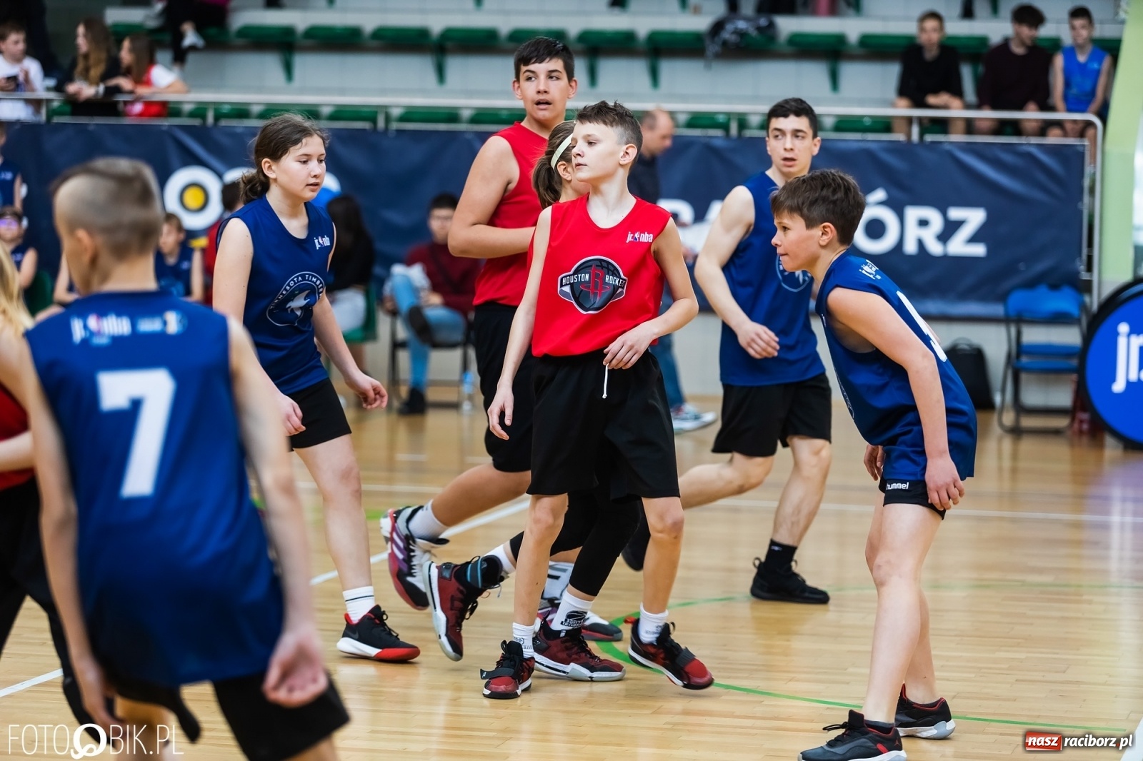 Zdjęcie w galerii na portalu naszraciborz.pl: Finał Konferencji Zachodniej Junior NBA w Arenie Rafako wiadomości z regionu