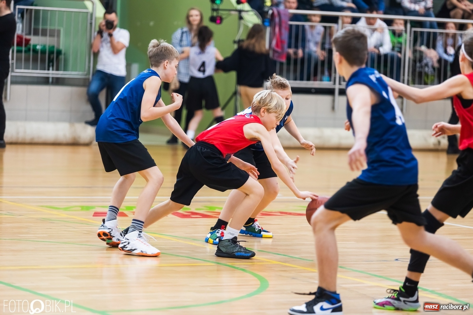 Zdjęcie w galerii na portalu naszraciborz.pl: Finał Konferencji Zachodniej Junior NBA w Arenie Rafako wiadomości z regionu
