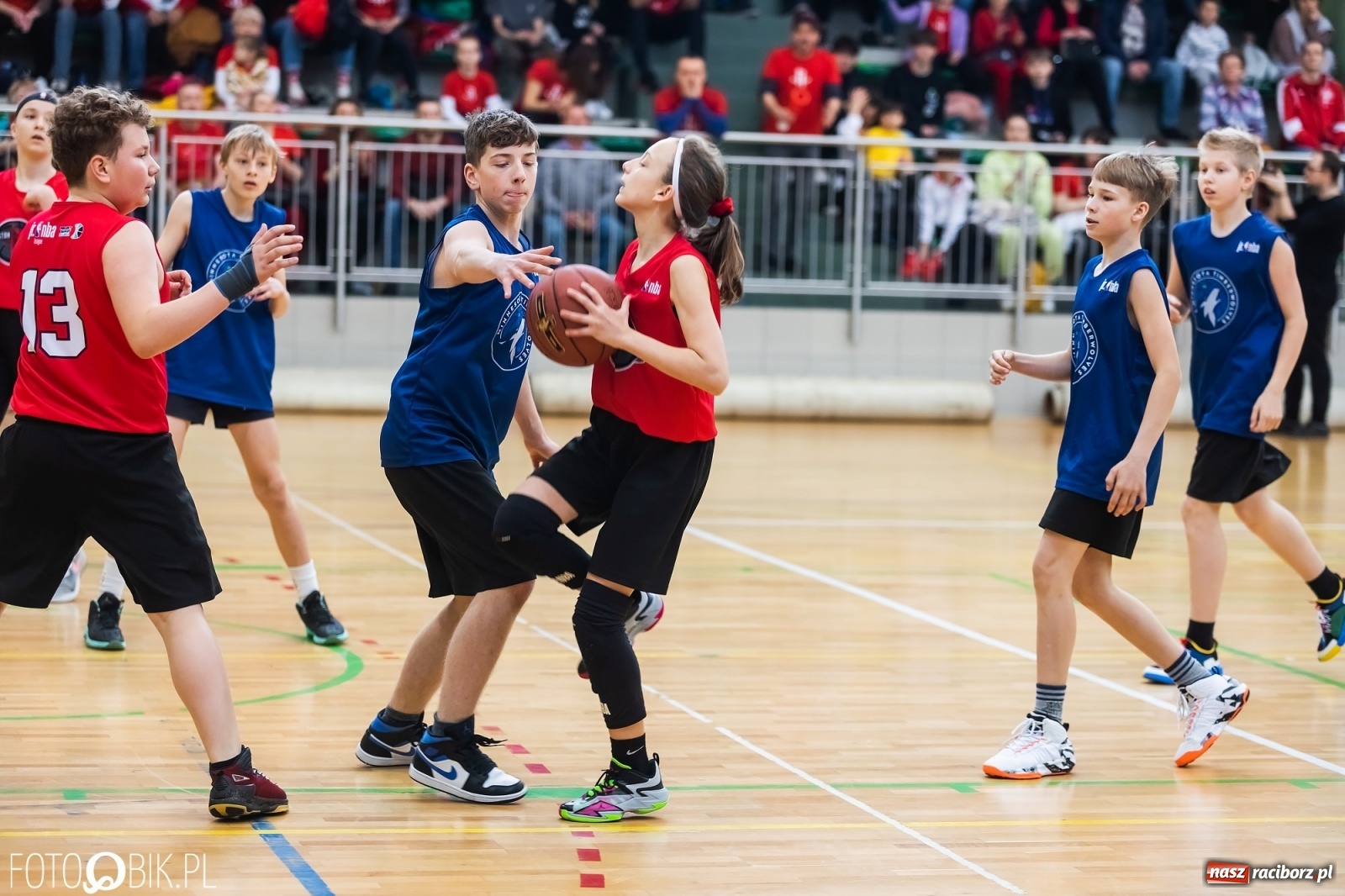 Zdjęcie w galerii na portalu naszraciborz.pl: Finał Konferencji Zachodniej Junior NBA w Arenie Rafako wiadomości z regionu