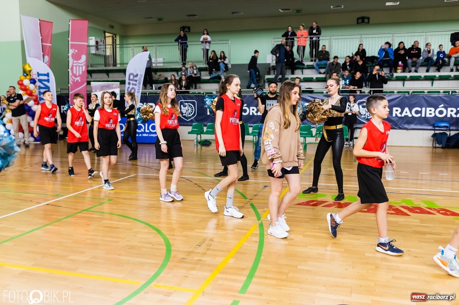 Zdjęcie w galerii na portalu naszraciborz.pl: Finał Konferencji Zachodniej Junior NBA w Arenie Rafako wiadomości z regionu