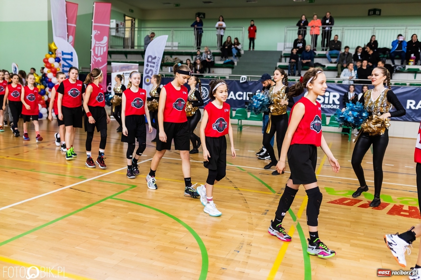 Zdjęcie w galerii na portalu naszraciborz.pl: Finał Konferencji Zachodniej Junior NBA w Arenie Rafako wiadomości z regionu