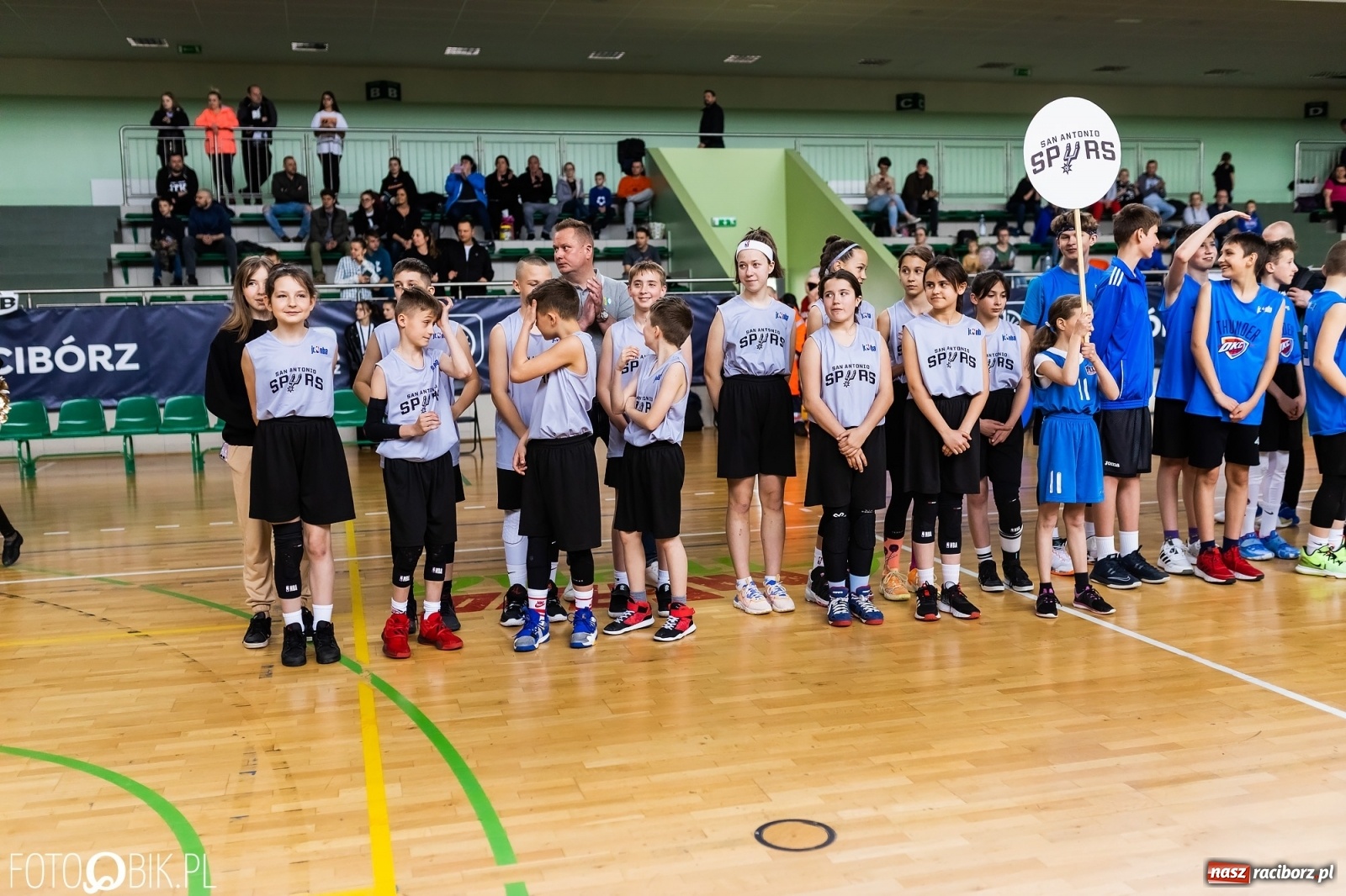 Zdjęcie w galerii na portalu naszraciborz.pl: Finał Konferencji Zachodniej Junior NBA w Arenie Rafako wiadomości z regionu