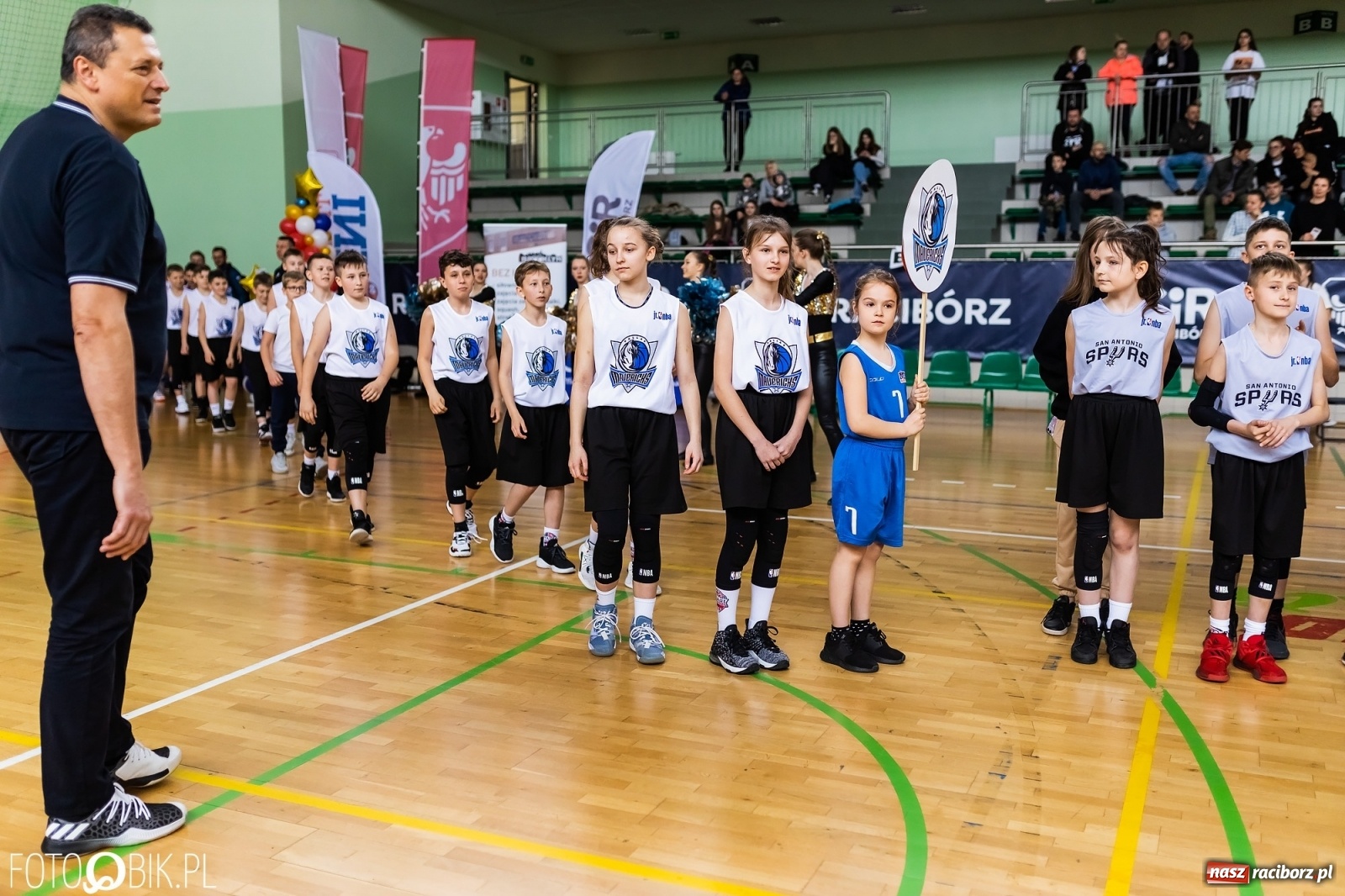 Zdjęcie w galerii na portalu naszraciborz.pl: Finał Konferencji Zachodniej Junior NBA w Arenie Rafako wiadomości z regionu
