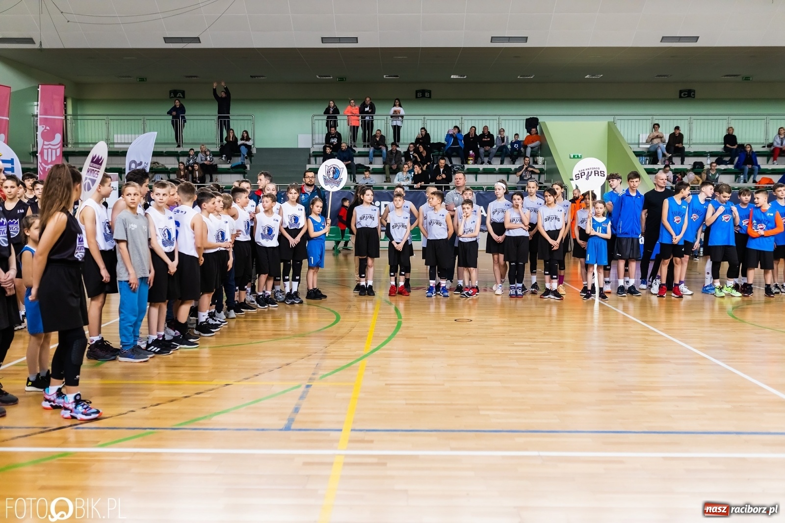 Zdjęcie w galerii na portalu naszraciborz.pl: Finał Konferencji Zachodniej Junior NBA w Arenie Rafako wiadomości z regionu