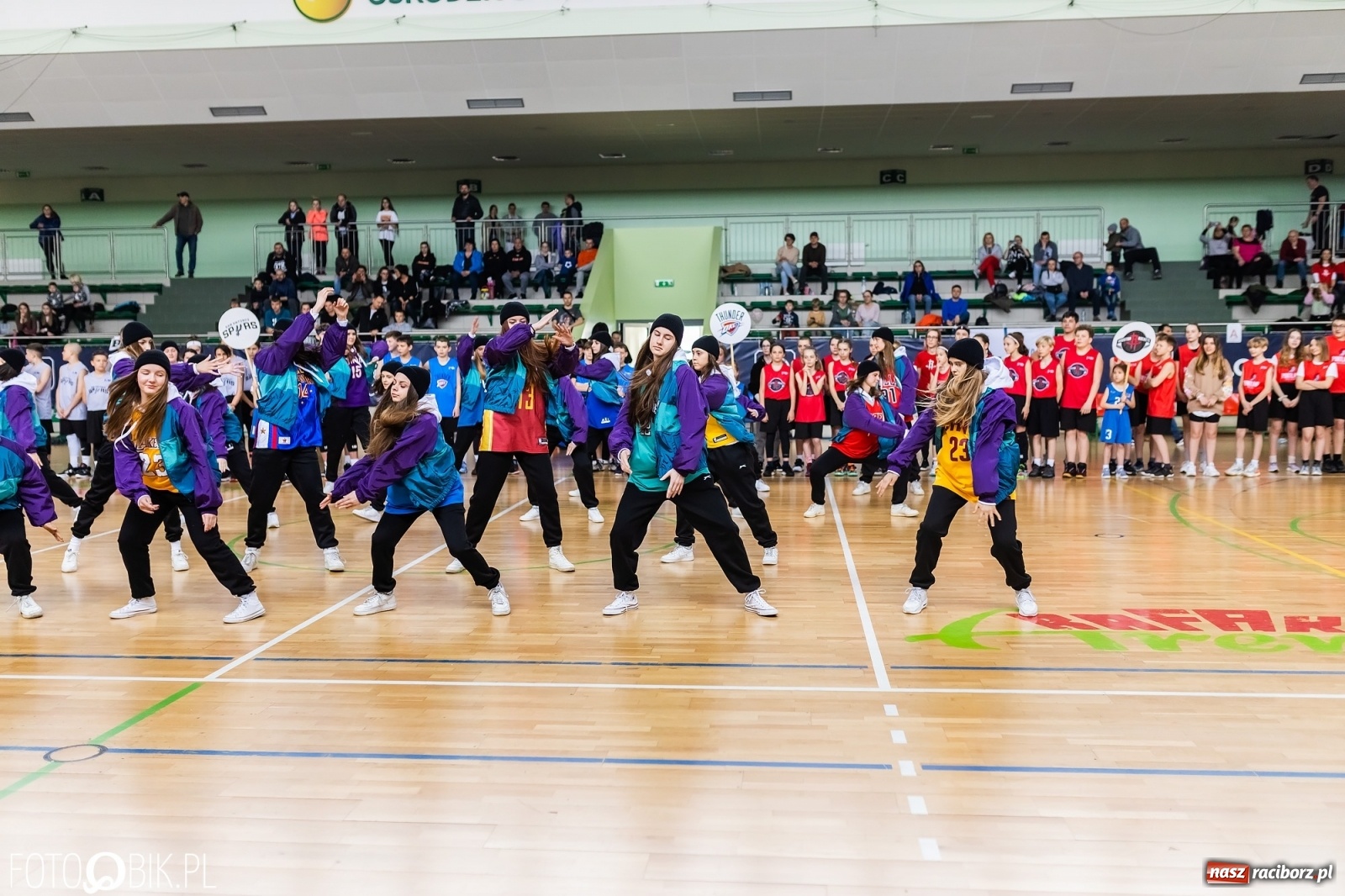 Zdjęcie w galerii na portalu naszraciborz.pl: Finał Konferencji Zachodniej Junior NBA w Arenie Rafako wiadomości z regionu