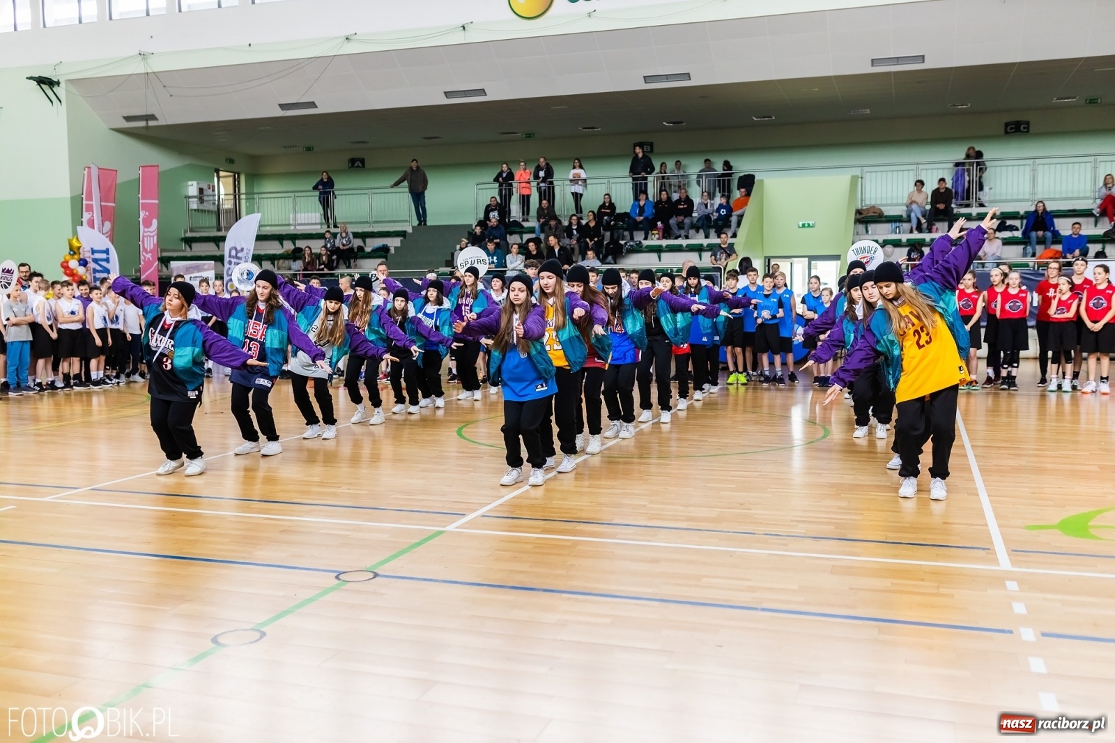 Zdjęcie w galerii na portalu naszraciborz.pl: Finał Konferencji Zachodniej Junior NBA w Arenie Rafako wiadomości z regionu