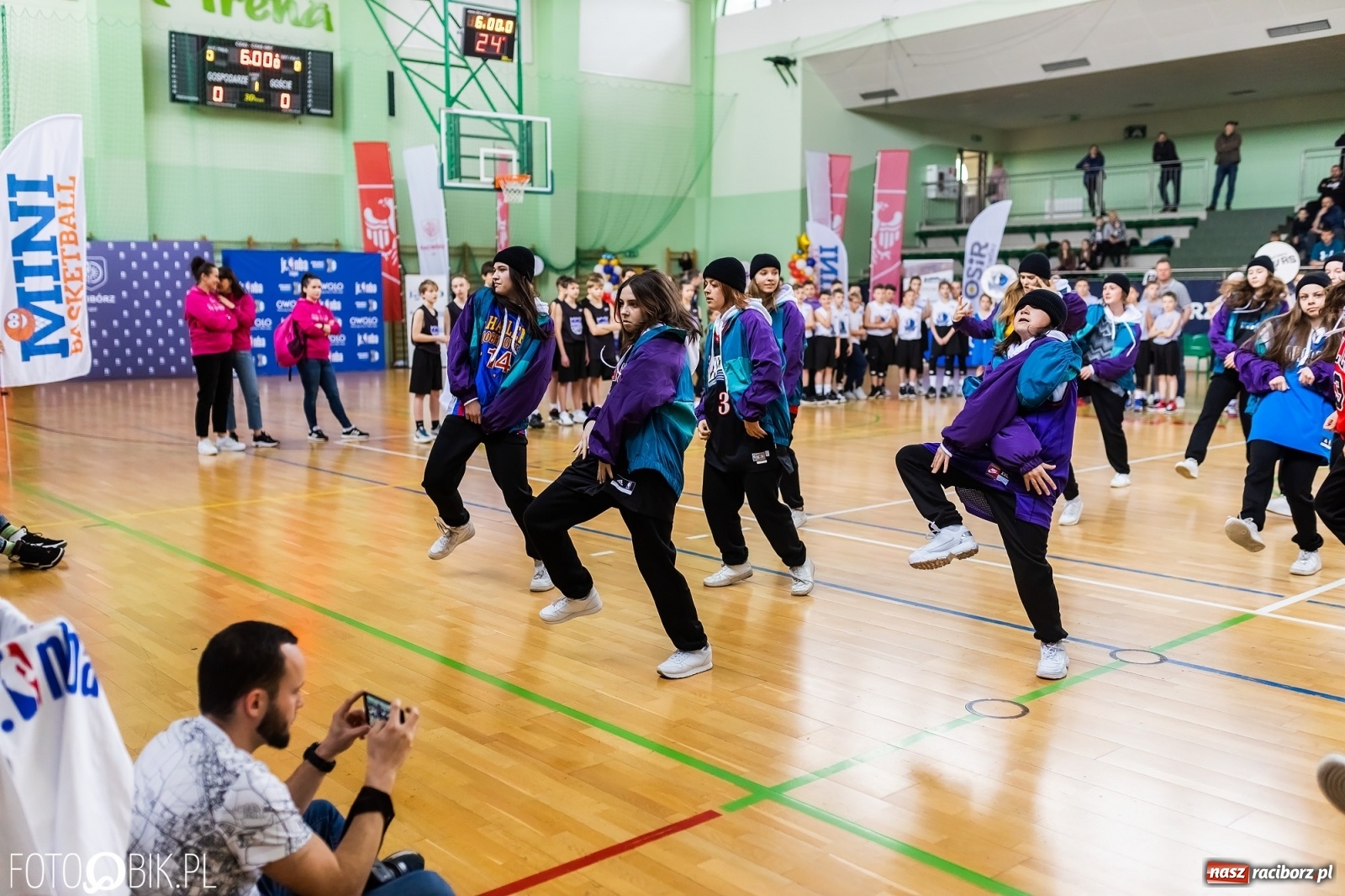 Zdjęcie w galerii na portalu naszraciborz.pl: Finał Konferencji Zachodniej Junior NBA w Arenie Rafako wiadomości z regionu