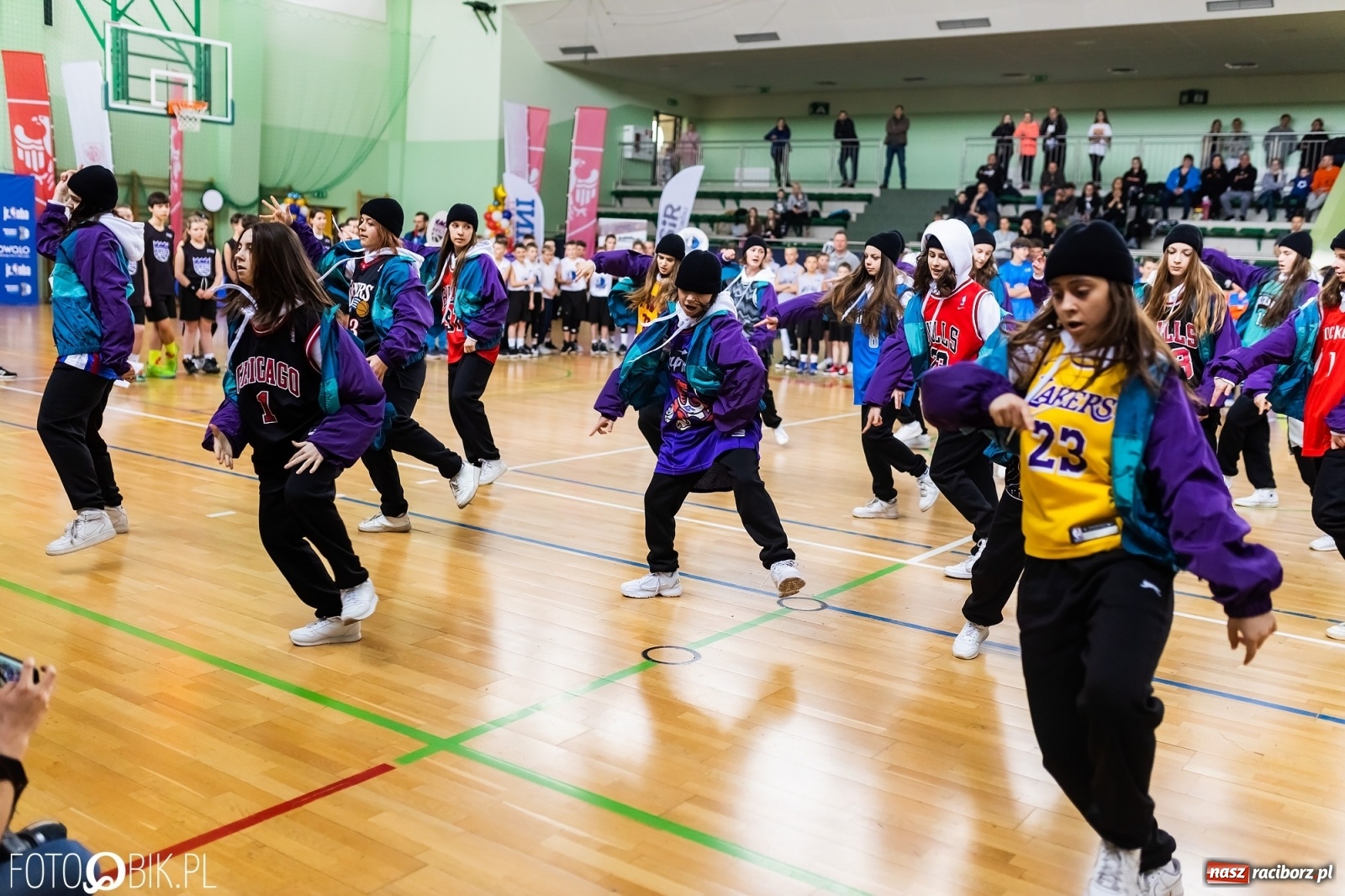 Zdjęcie w galerii na portalu naszraciborz.pl: Finał Konferencji Zachodniej Junior NBA w Arenie Rafako wiadomości z regionu